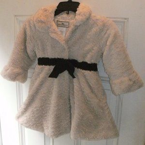 American Widgeon Ivory Cream Soft & Cozy Faux Fur Coat with Black Velvet Bow 4T